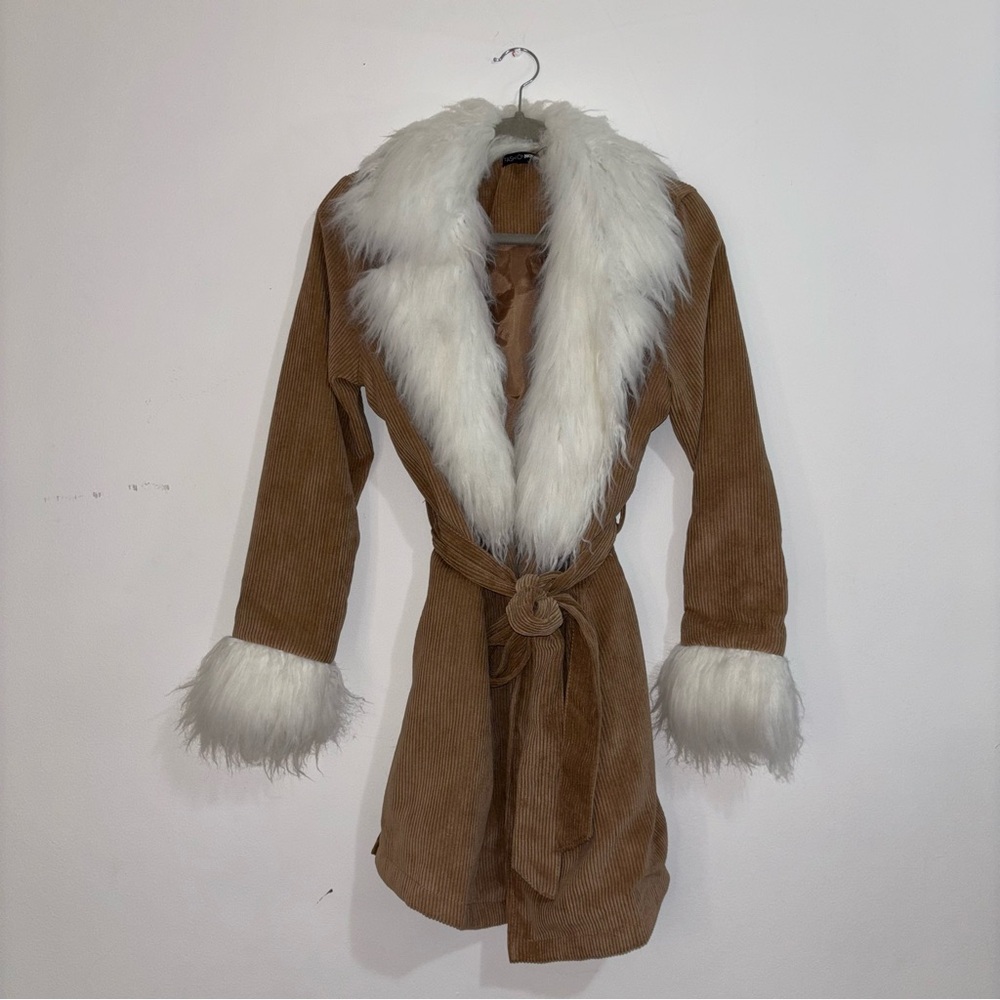 Vintage Brown Corduroy Coat with Faux Fur Trim